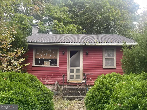 3675 Lakeview Dr, Fort Loudon, PA 17224