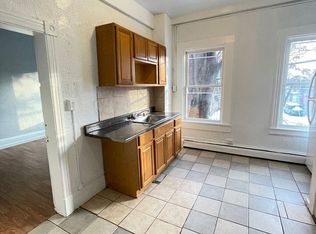 195 Broadway #1, Newburgh, NY 12550