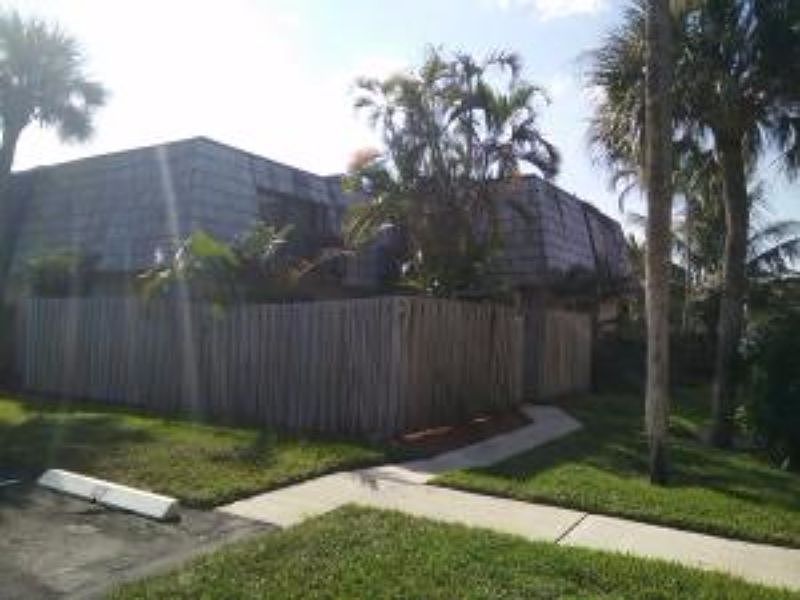 1st image of 4019 Palm Bay Cir APT B