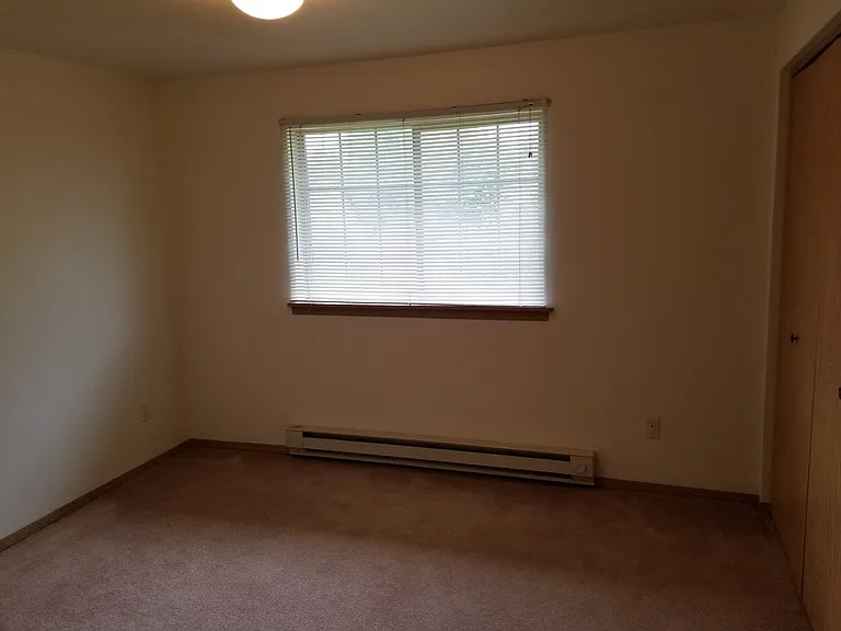 26-1435 3rd Ave E #26 — Photo 3