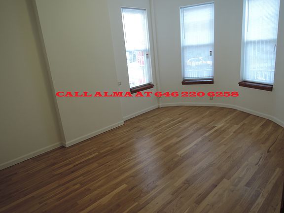 2nd image of 3160 Crescent St
