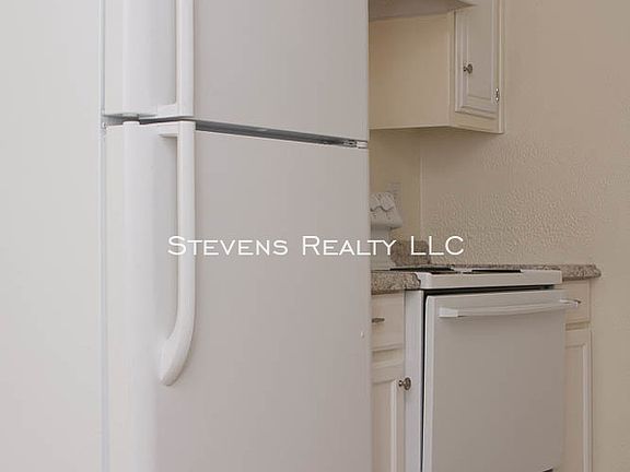 5th image of 2110 NW Lindy Ave APT E228
