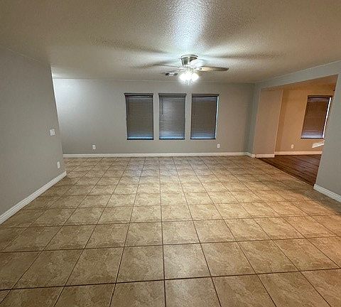 4th image of 8134 S Teaberry Ave