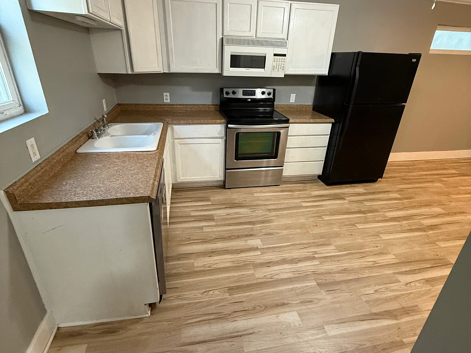 3 bed, 1249 sqft, $1,100 — Photo 4