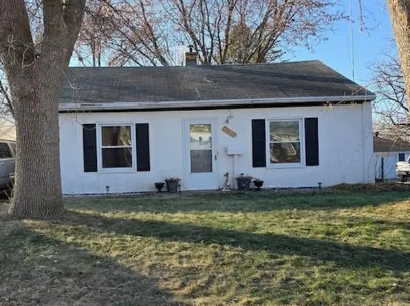 4538 4th St NE, Columbia Heights, MN 55421