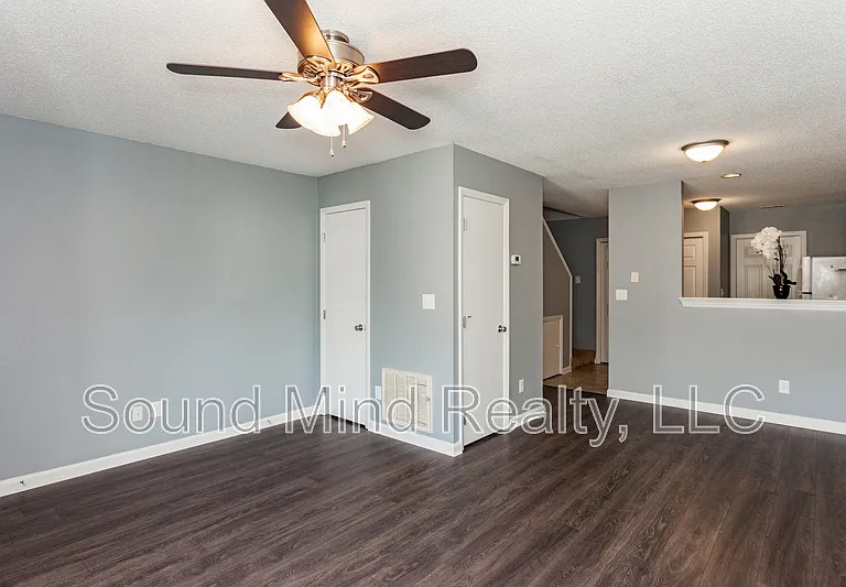 2809 Ferret Ct — Photo 21