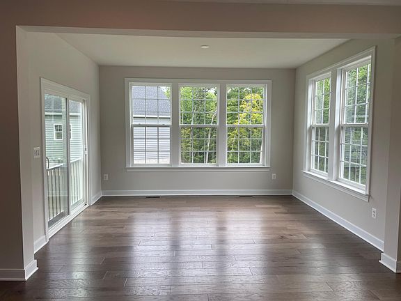 3rd image of 4301 Ashworth Ct