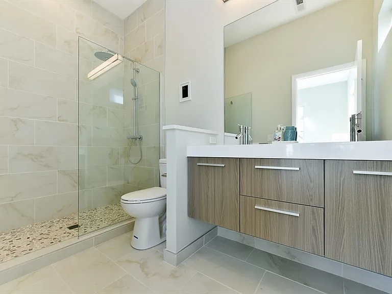 87 Parker St #402A — Photo 30