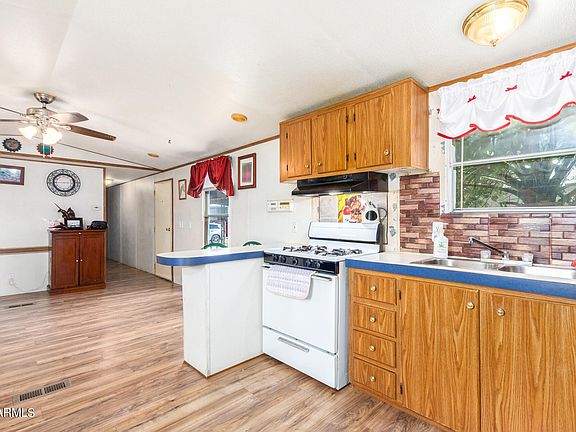 4th image of 8427 W Glendale Avenue #9