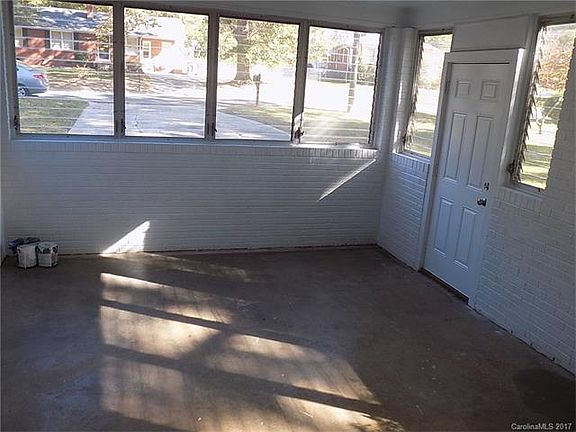 5th image of 1613 Chesterfield Ct #8