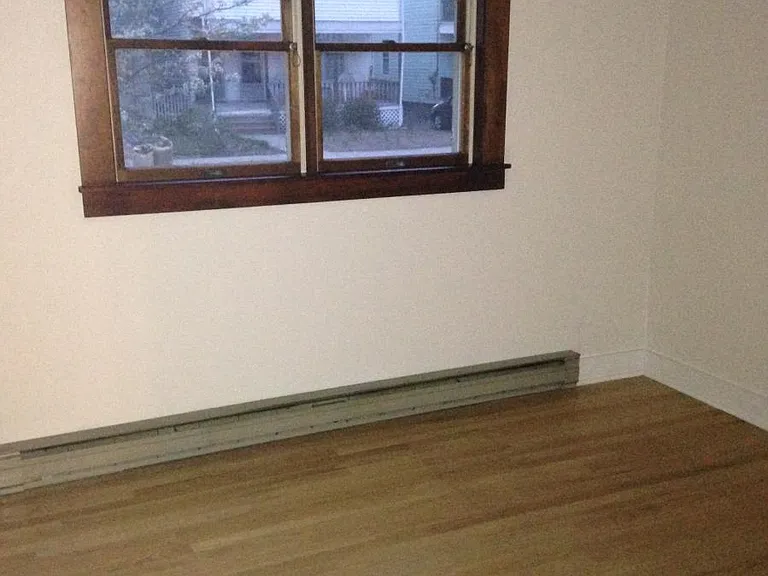 68 Grove Ave #1 — Photo 4