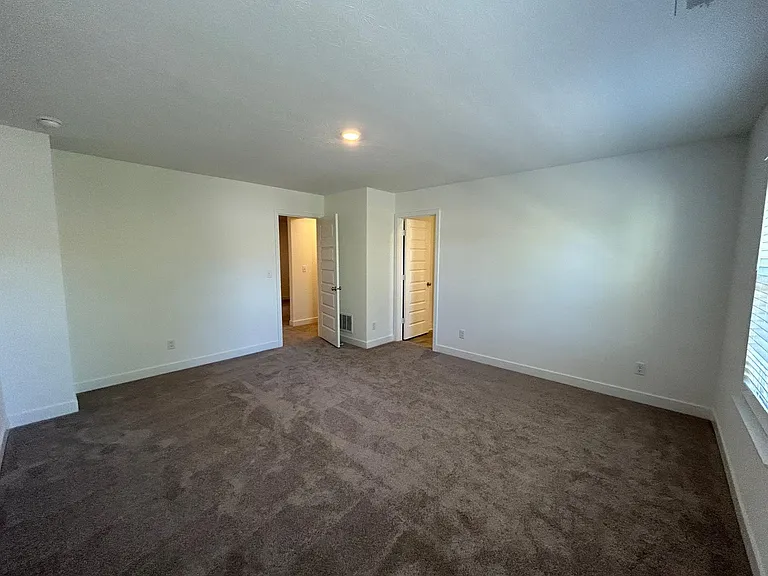 7199 Governors Row S — Photo 14