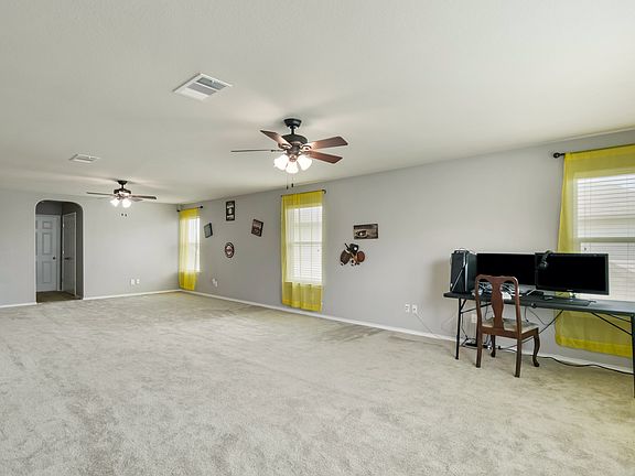 5th image of 2952 Mistywood Ln