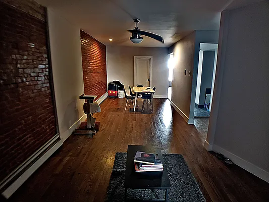 Rented by NYC Realty Brokers LLC | media 17