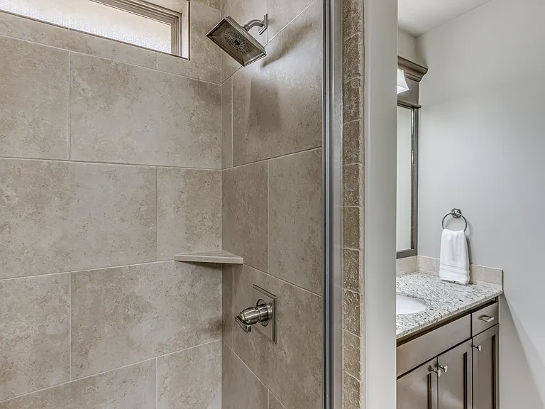 2700 Tranquilo Ln — Photo 24