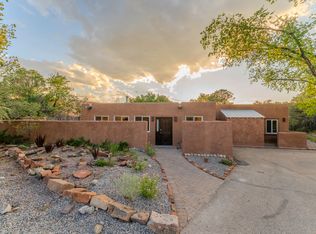 706 Juniper Dr, Santa Fe, NM 87501