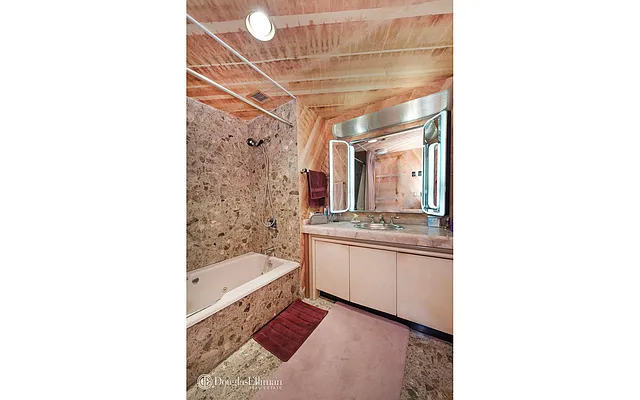 Rented by Douglas Elliman | media 21