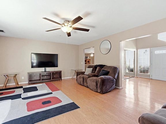 5th image of 24396 Sargeant Rd