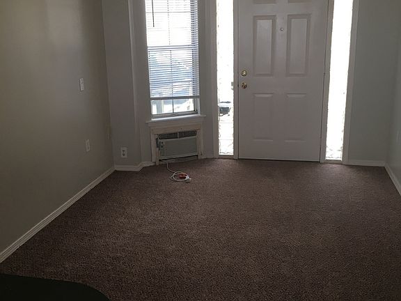 3rd image of 873 W Clinton Dr APT 2