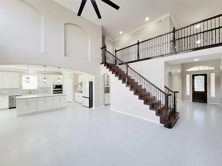 23111 Broad Springs Ct — Photo 12