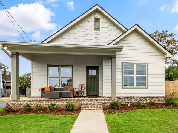 1715 Forest Lake Dr, Tuscaloosa, AL 35401