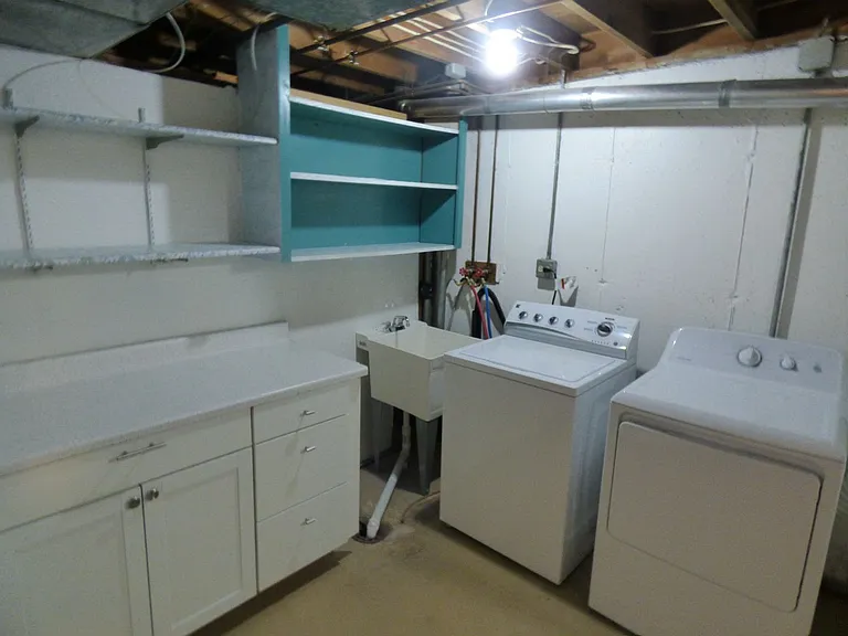 1543 S Hudson St — Photo 24