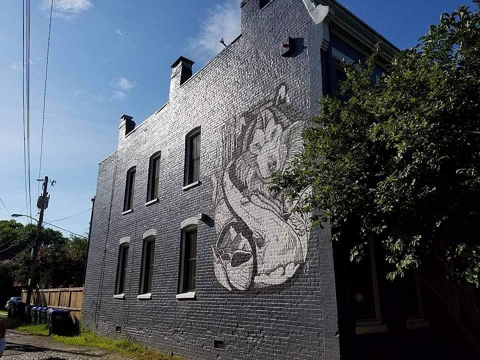 1st image of 8 N Plum St