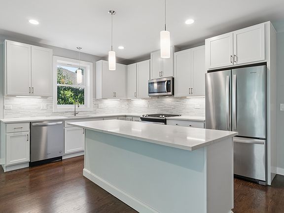 5th image of 4845 N Keystone Ave #2N