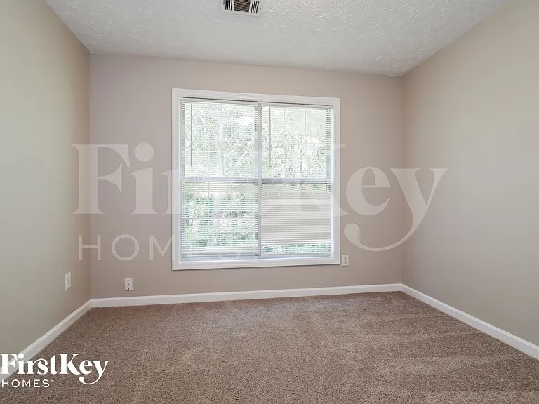 745 Somerset Vale Dr — Photo 12
