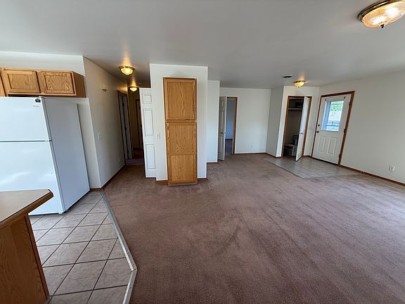 5th image of 204 Show Pl APT C