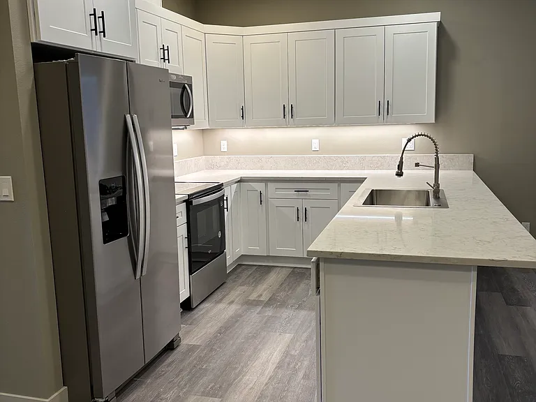 Seven Oaks Luxury Duplexes — Photo 77