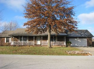 2501 S 14th Ave, Ozark, MO 65721