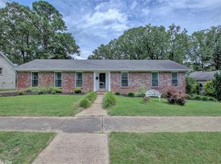 1719 Breckenridge Dr, Little Rock, AR 72227