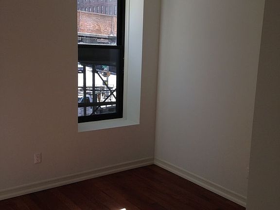 4th image of 877 10th Ave APT 3N