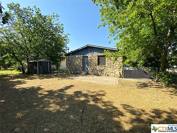 4th image of 1203 Elyse Dr