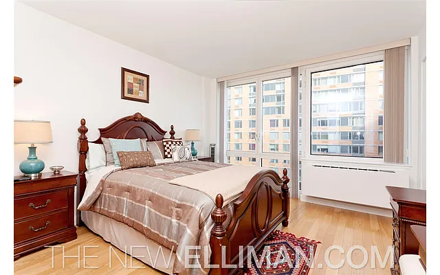 Rented by Douglas Elliman | media 4