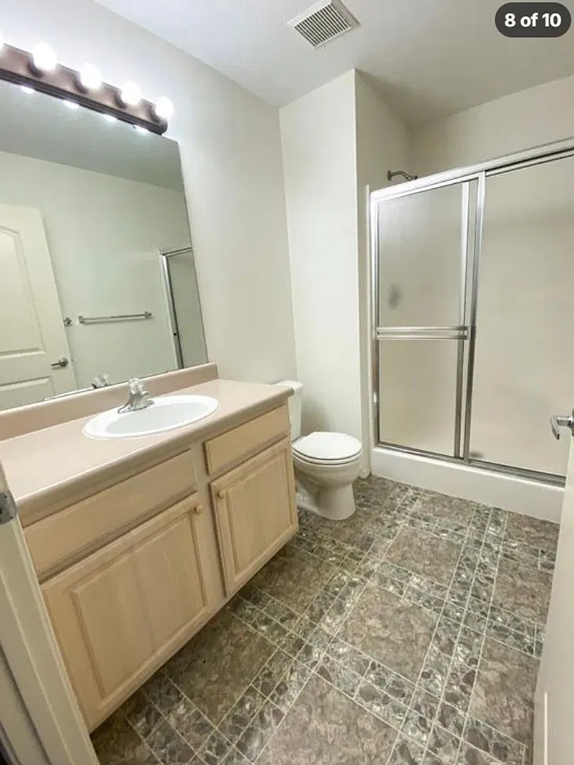 Spacious 3-Bedroom Ozark Duplex with 2-Car Garage $1,495! — Photo 3