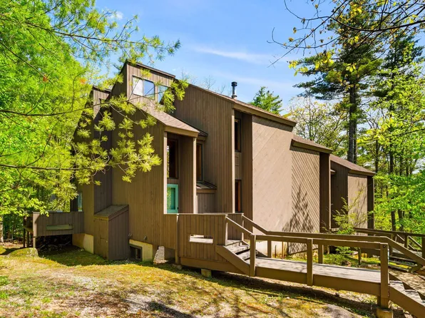 25 Kearsarge Woods Lane #25, Conway, NH 03847-0292