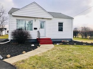 216 Henry St, Bedford, OH 44146