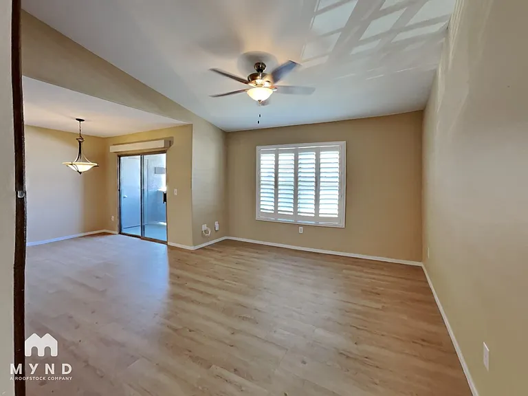 45 Maleena Mesa St #725 — Photo 3