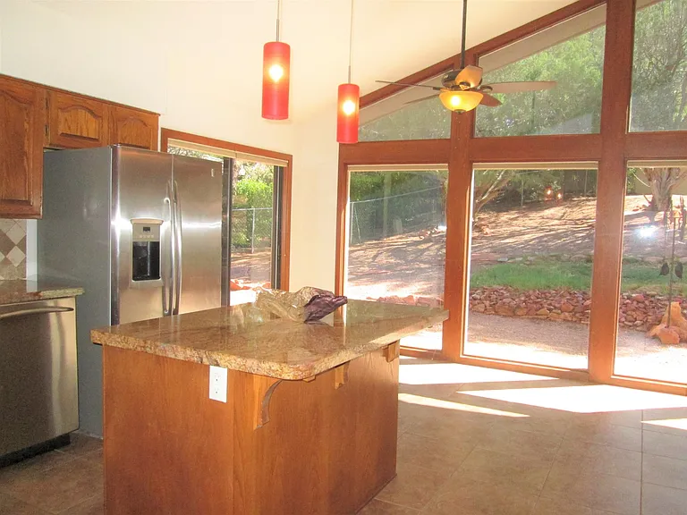 225 Kaibab Way — Photo 7