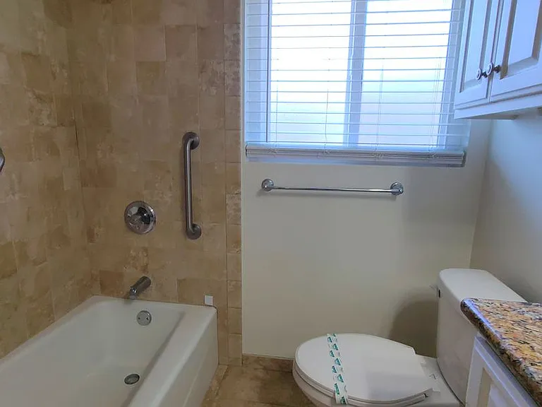 613 Pine Ave #619 — Photo 13