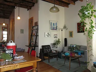 Rented by Rennit Inc.