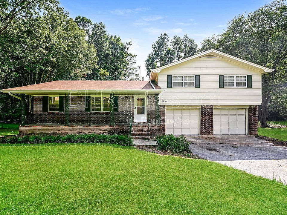 1st image of 2807 Hickory Ln