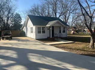 314 S Lauderdale St, Bolivar, TN 38008