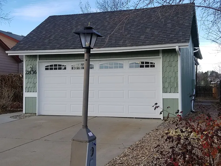 2836 Troxell Ave — Photo 11