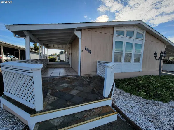 1409 Mountain View Dr Space 120, Forest Grove, OR 97116