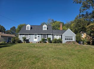 538 Walter Ct, Winston Salem, NC 27103