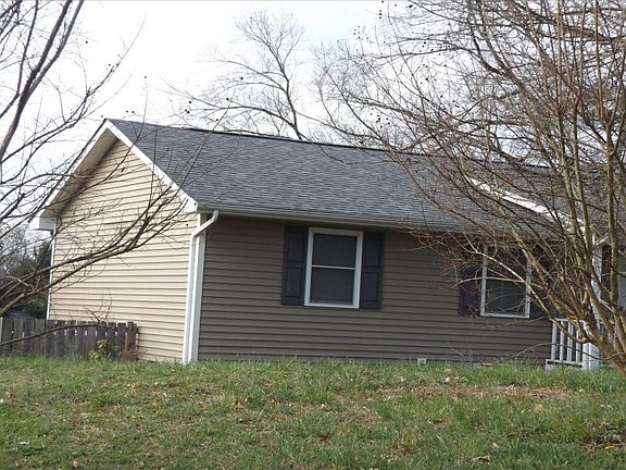 2nd image of 10210 Misty Brook Ln
