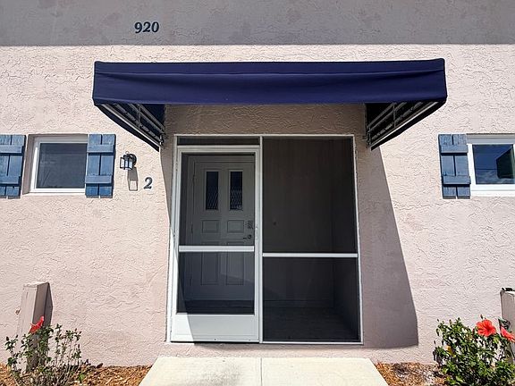 4th image of 920 Conecta Dr APT 2